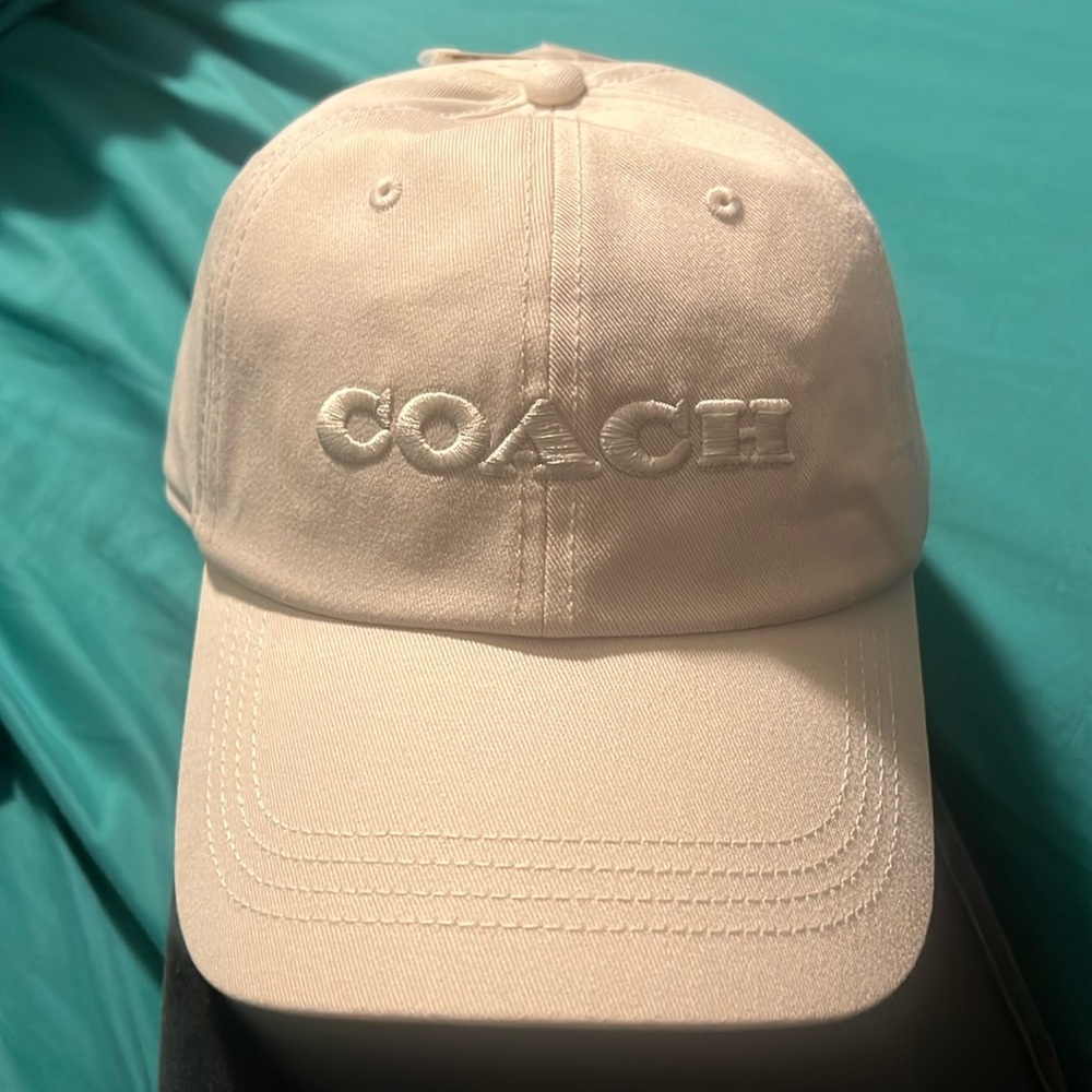 Womens COACH Hat 🌷Spring Sale🌷